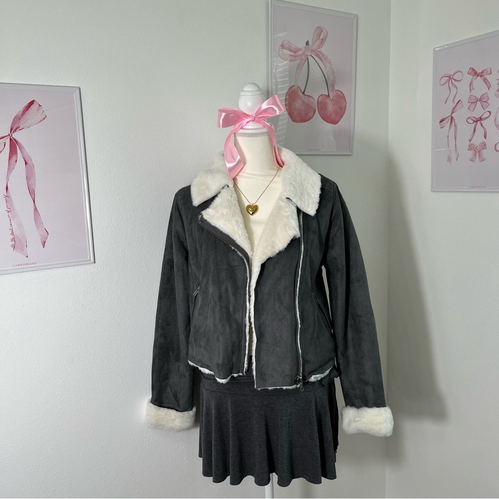 GB Gray Suede White Fur Trim Zip Penny Lane Crop Jacket Womens Size‎ Small